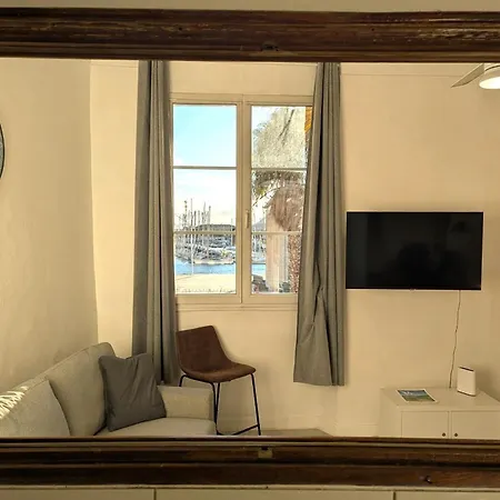 Appartamento With Sea View - Near The Port